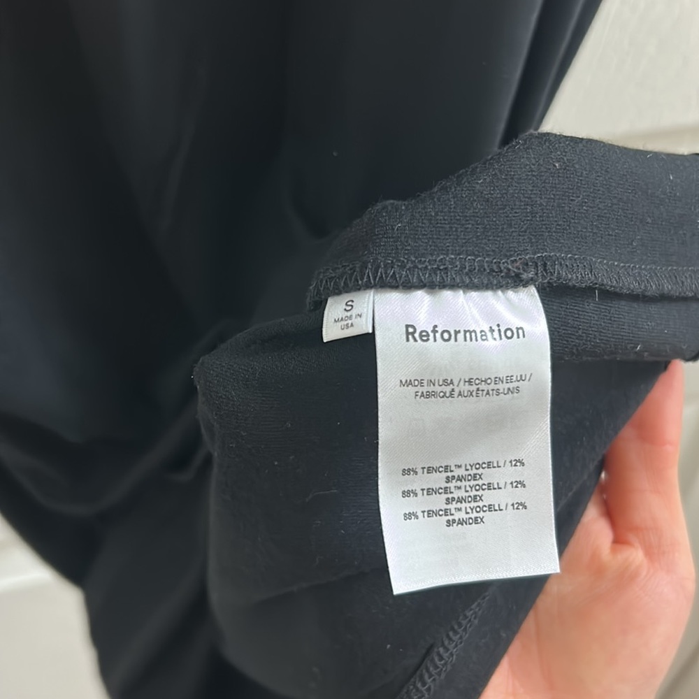 Reformation Toulon Dresss - Picture 7 of 8